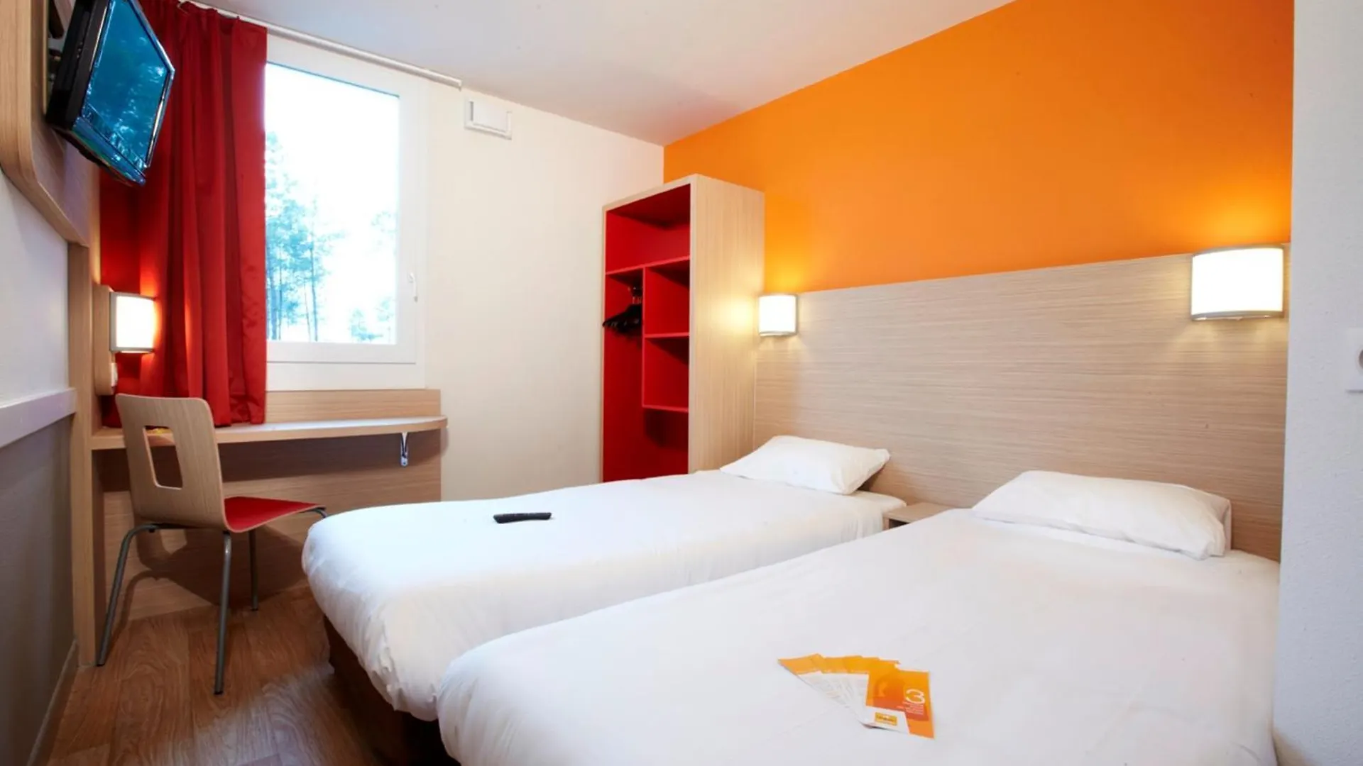 Premiere Classe Roissy - Aeroport Cdg - Le Mesnil-Amelot 2*,  Francie